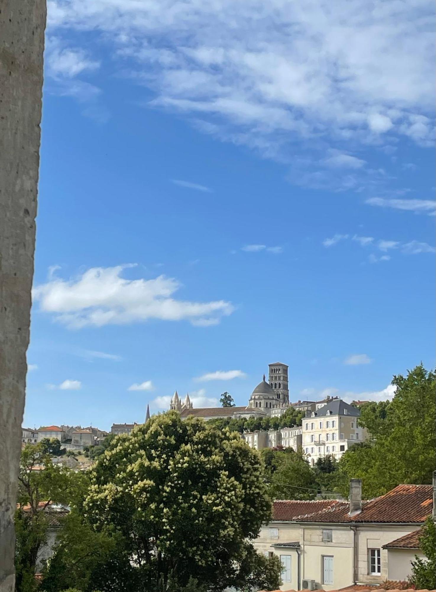Le Bellevue - Spacieux Et Calme Angouleme Exterior photo